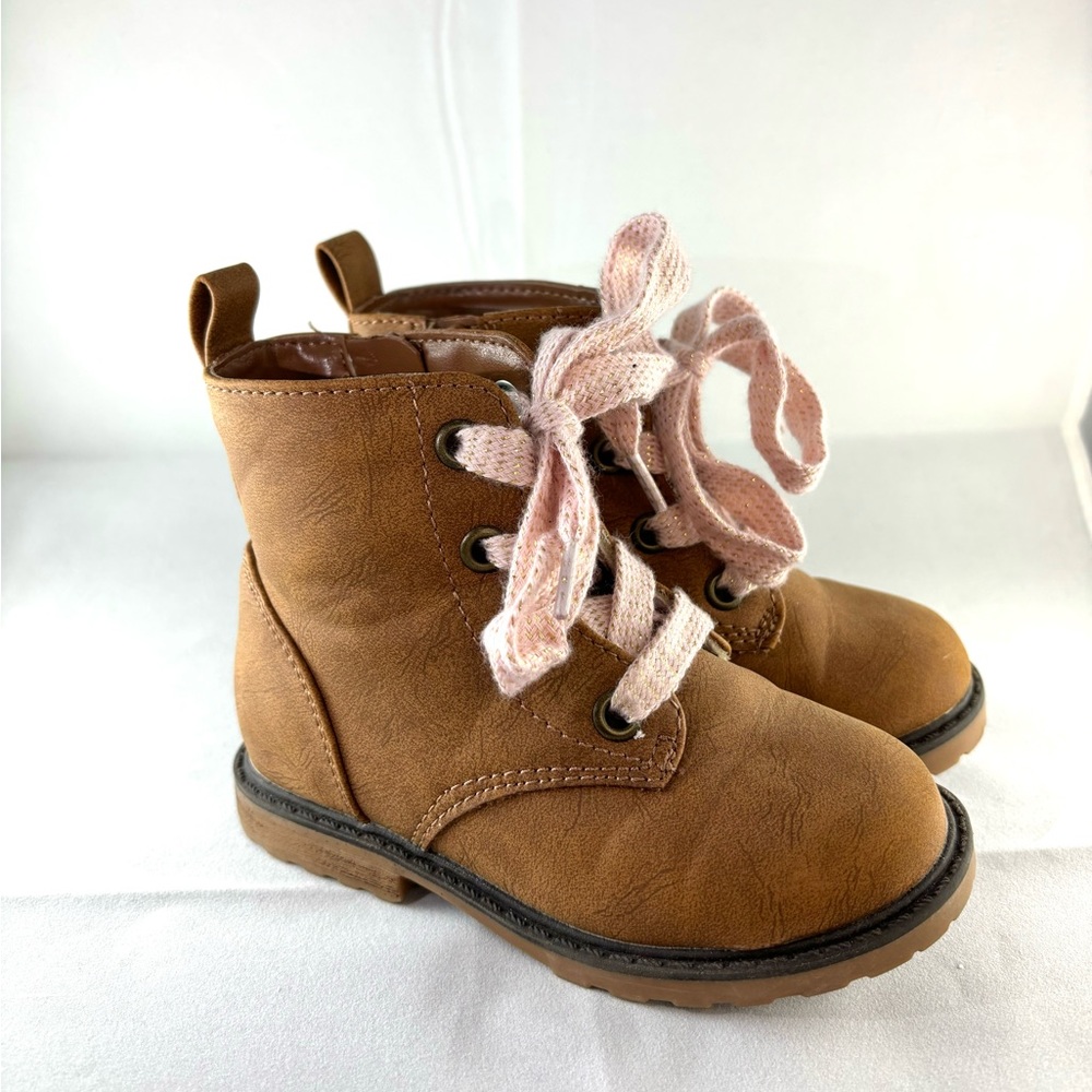 Size 7 toddler Girls boots with zip side! Gently used- Like new!!